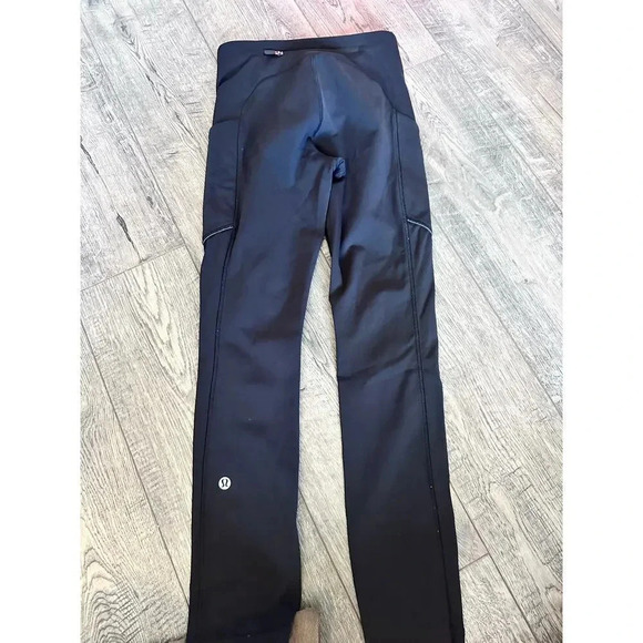 Lululemon Black High-Rise Cropped Activewear Leggings Size 2 - Picture 2 of 6